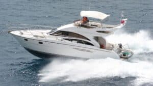 Diferença entre lancha, barco e iate qual embarcação escolher para seu passeio no Rio