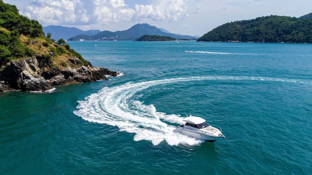 O Rio Sob Lentes: Guia de Fotografia Náutica para Capturar a Cidade sem Interferências